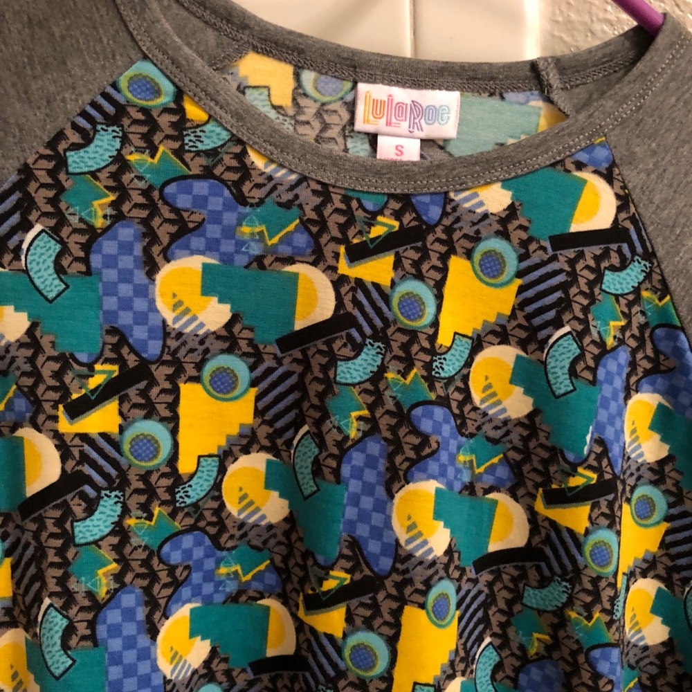 LuLaRoe Randy shirt - Picture 3 of 3